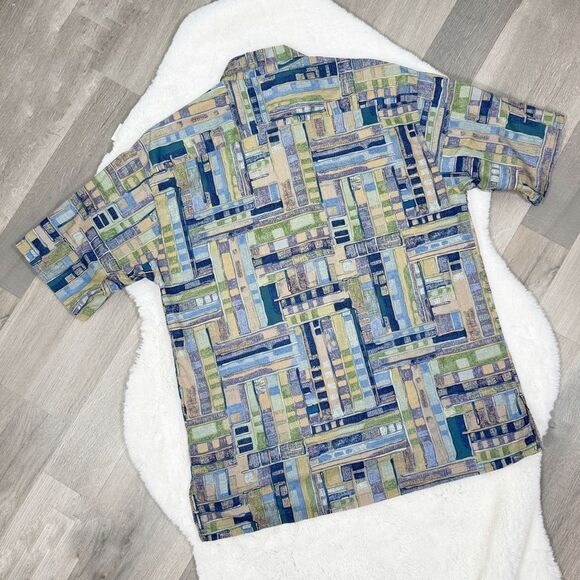 Tori Richard Geometric Print Button Up Camp Hawaiian Shirt Blue Green Tan Medium - Picture 7 of 11